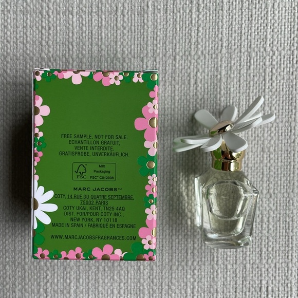 Marc Jacobs Daisy Wild miniature - Picture 8 of 11